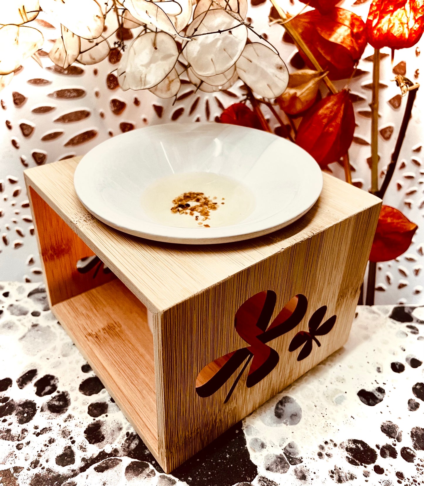 Aroma lamp made of bamboo "Clover"