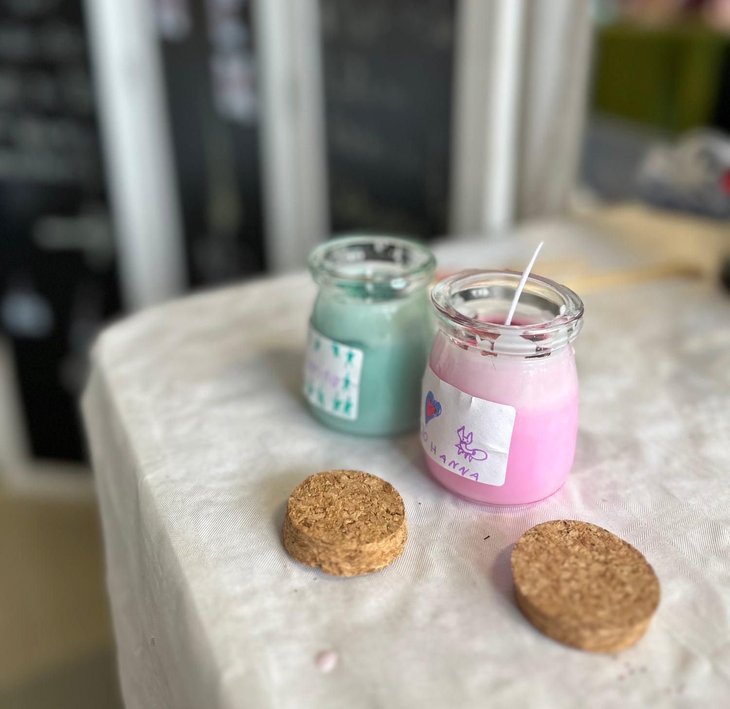 Kerzen gießen Workshop mit Kindern