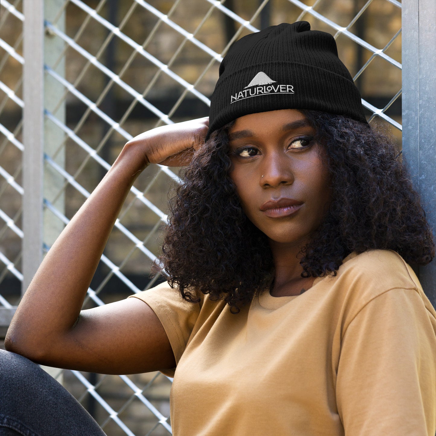 NaturLoVer Bio-Beanie/Mütze mit weißer Stickerei