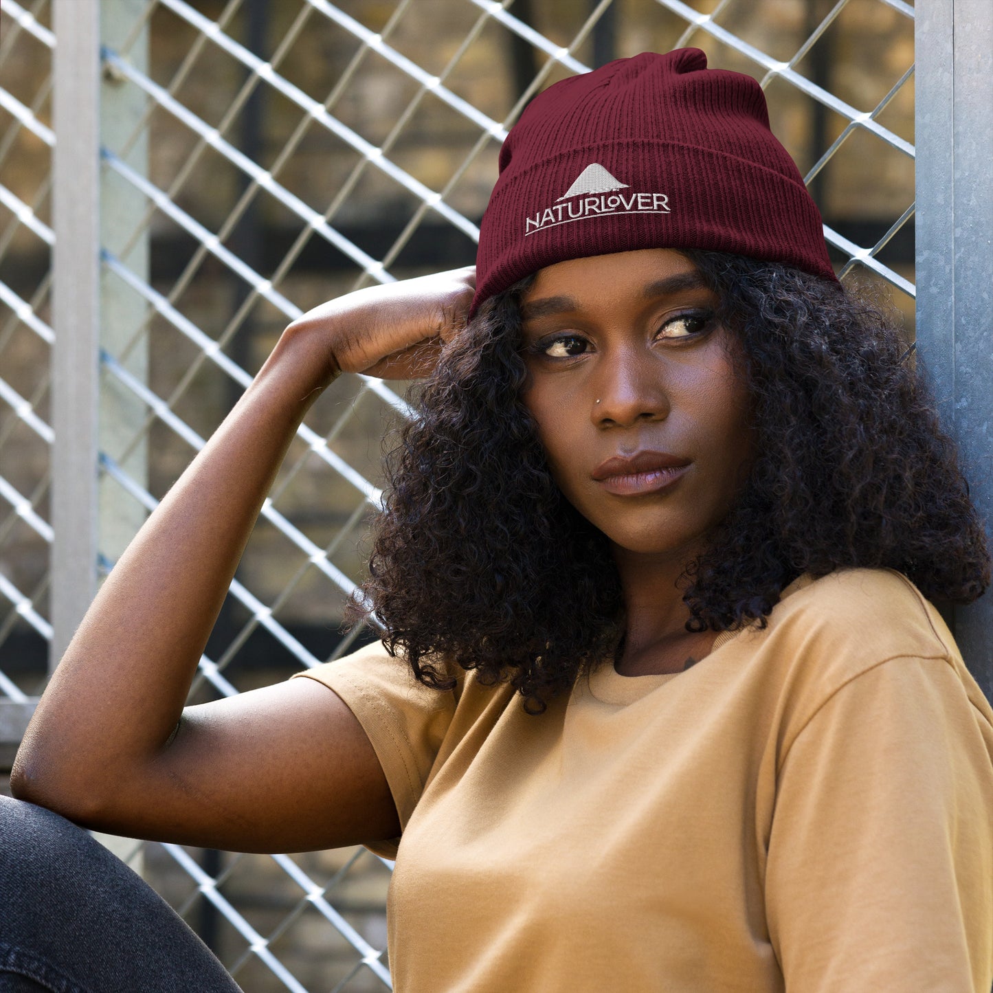 NaturLoVer Bio-Beanie/Mütze mit weißer Stickerei